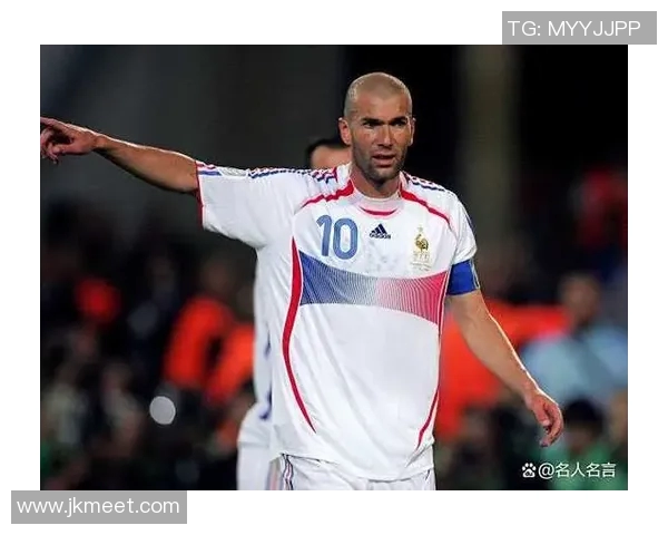 百年足球历史中的十大传奇球星及其影响力分析 百年足球历史中的十大传奇球星及其影响力分析