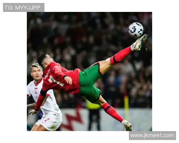 狂野足球之星:燃情赛场上的传奇人物与非凡技艺 狂野足球之星:燃情赛场上的传奇人物与非凡技艺