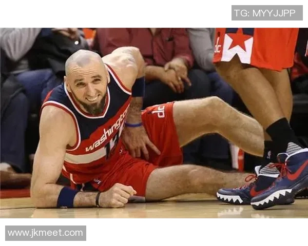 足球球星赛场奇葩瞬间爆笑集锦让你捧腹不断 足球球星赛场奇葩瞬间爆笑集锦让你捧腹不断